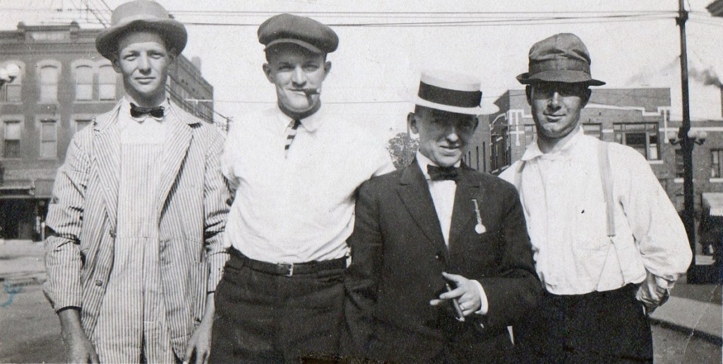 Người nhập cư Ireland ở Thành phố Kansas, Miss,  Khoảng năm 1909.